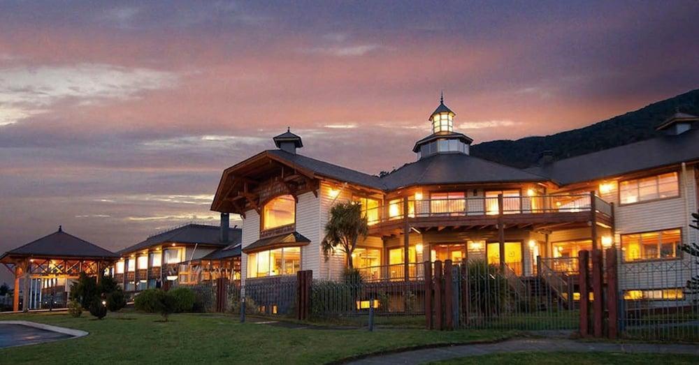 Loberias Del Sur Hotel Puerto Chacabuco Exterior photo